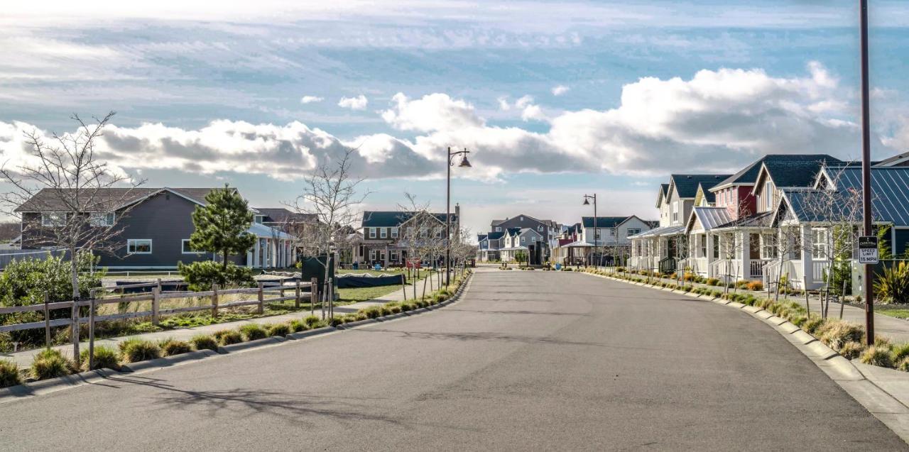 Bigfoots Surf Chalet Villa Ocean Shores Exterior photo